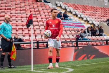 Sam Murray Signs with Carlisle United