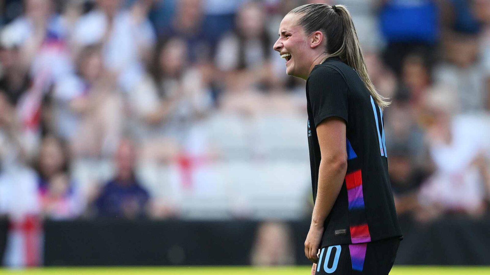 Tooney's Striking Masterclass: England Dominates Jamaica 7-0