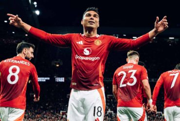 Test Your Knowledge: Identify Manchester United's 10 Brazilian Stars!