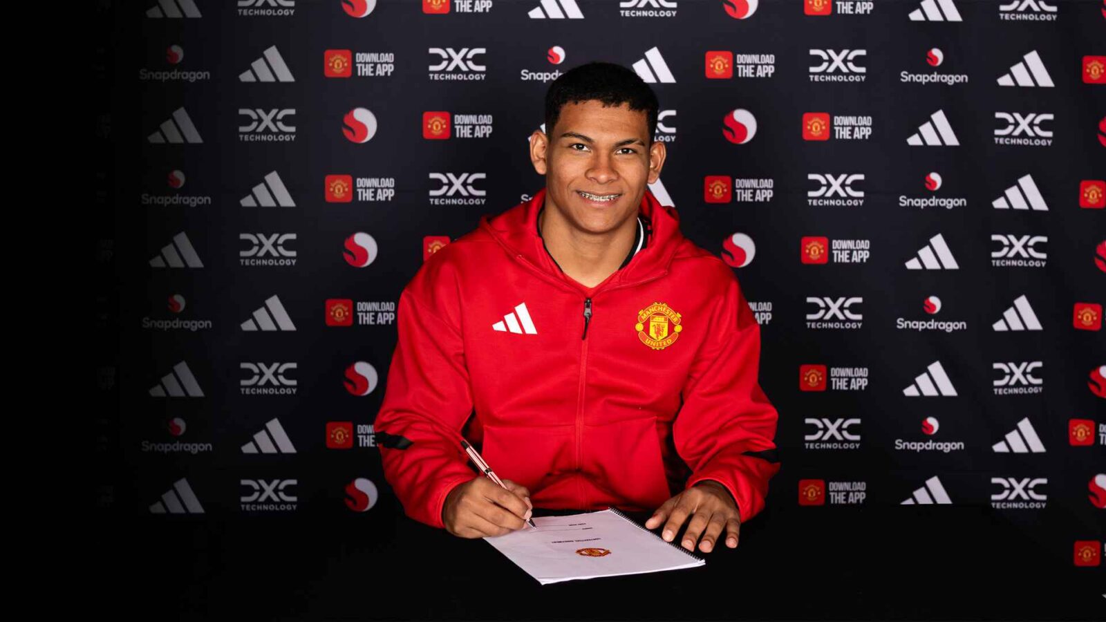 Leon Lights Up United: A New Era Begins