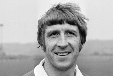 United Mourns the Loss of Davies