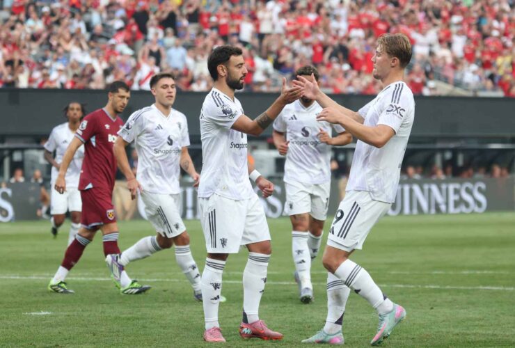 Red Devils Edge Hammers in Nail-Biting Clash