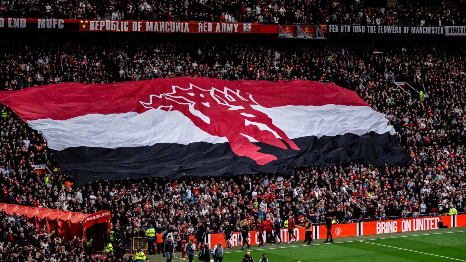 Join the Conversation: Apply Now for the 2025/26 Fans' Forum!