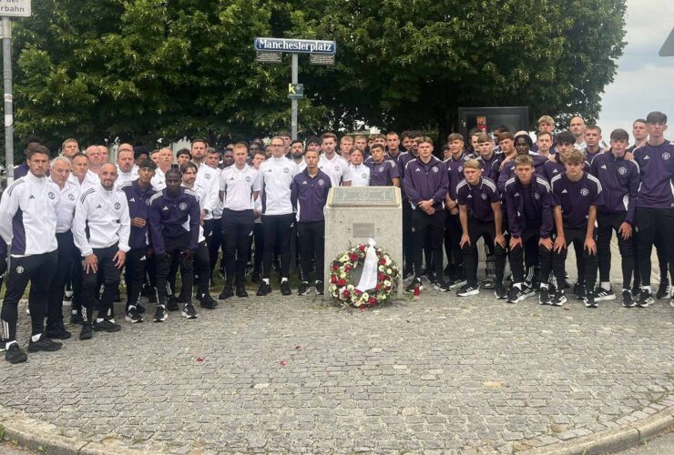 Reds Touch Down in Munich: An Academy Briefing