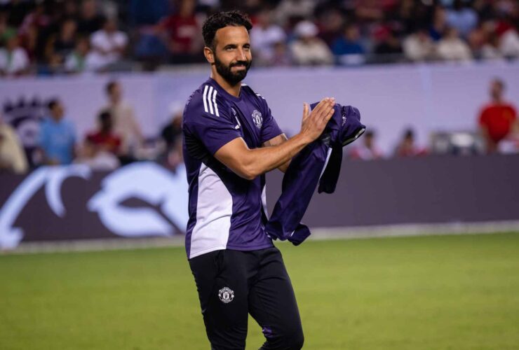 Amorim Confident in Squad Resilience Amid Transfer Speculation