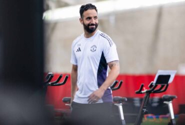 Get a Sneak Peek: Yearbook Preview for Fans Before 2025/26!