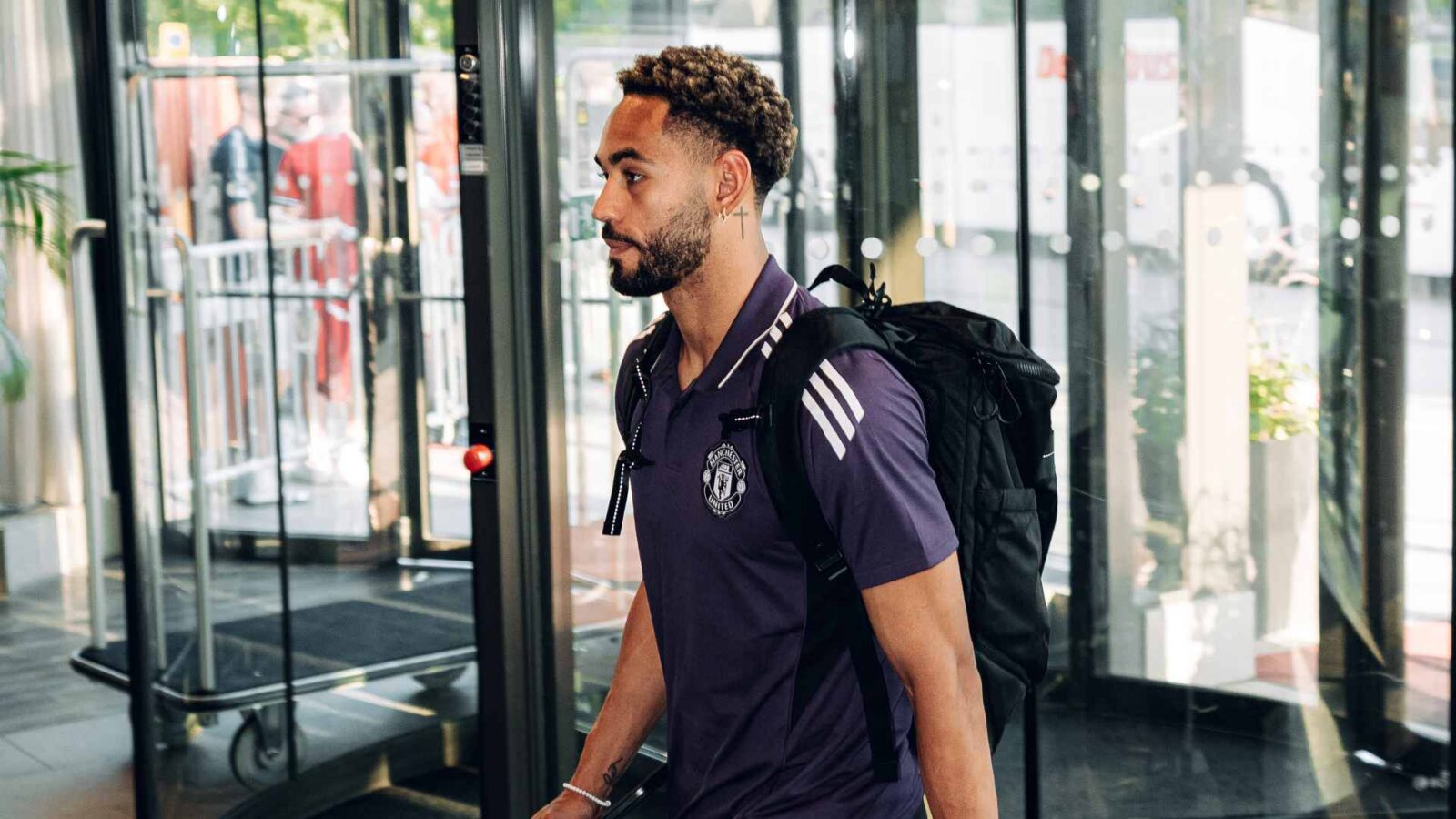 Kickoff Countdown: United vs. Leeds Live on MUTV