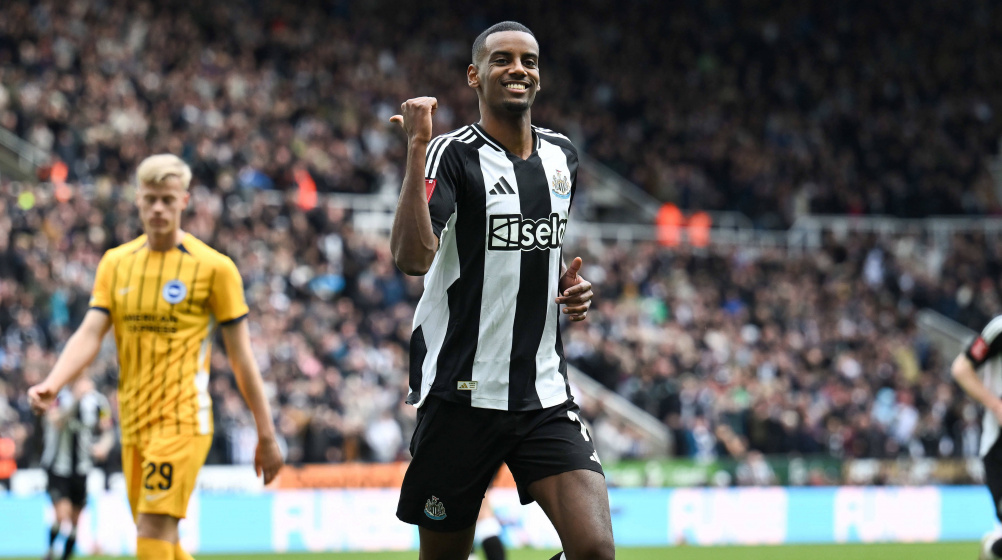 Liverpool make Alexander Isak approach with €140m fee mooted