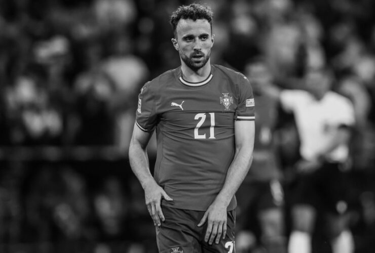 Liverpool forward Diogo Jota passes away in car crash alongside his brother André Silva