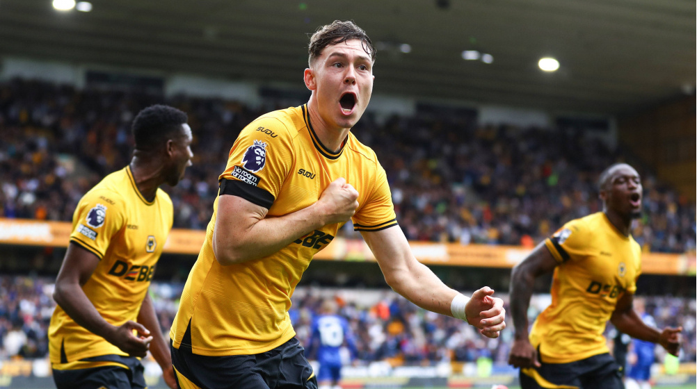 Latest transfer news: Strand Larsen to replace Isak at Newcastle? Saudi interest in Antony