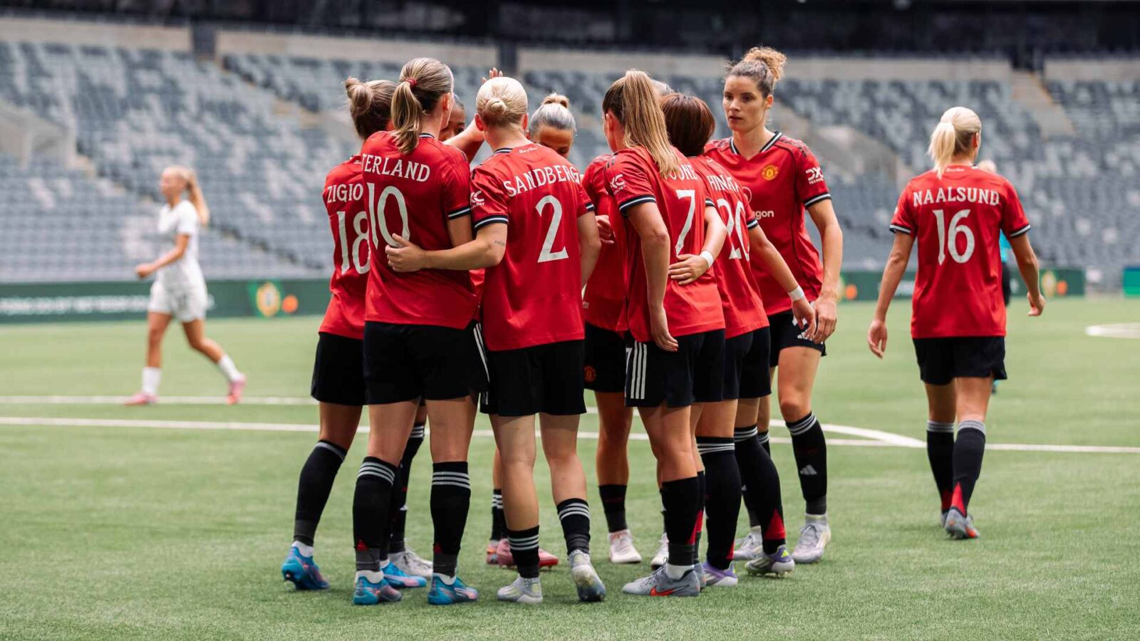 Empowering Victory: United Women Dominate PSV 4-0