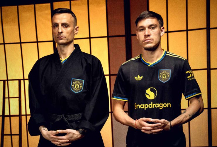 Supporters Weigh In on United's Latest Third Kit Reveal
