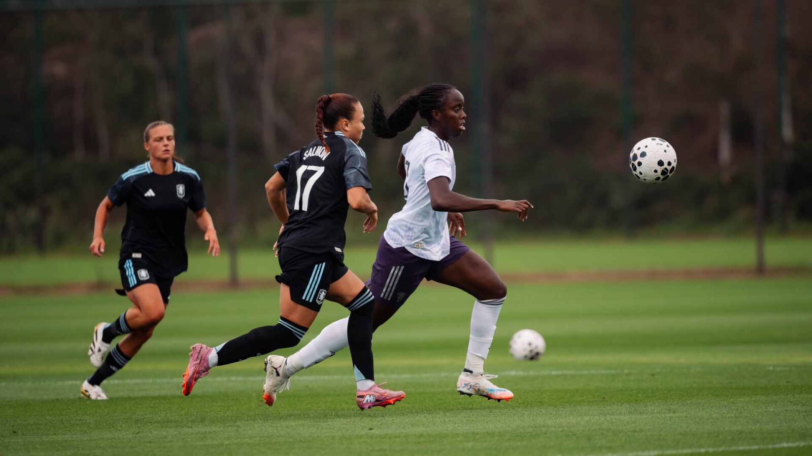 United Women Clash with Aston Villa: A Match to Remember