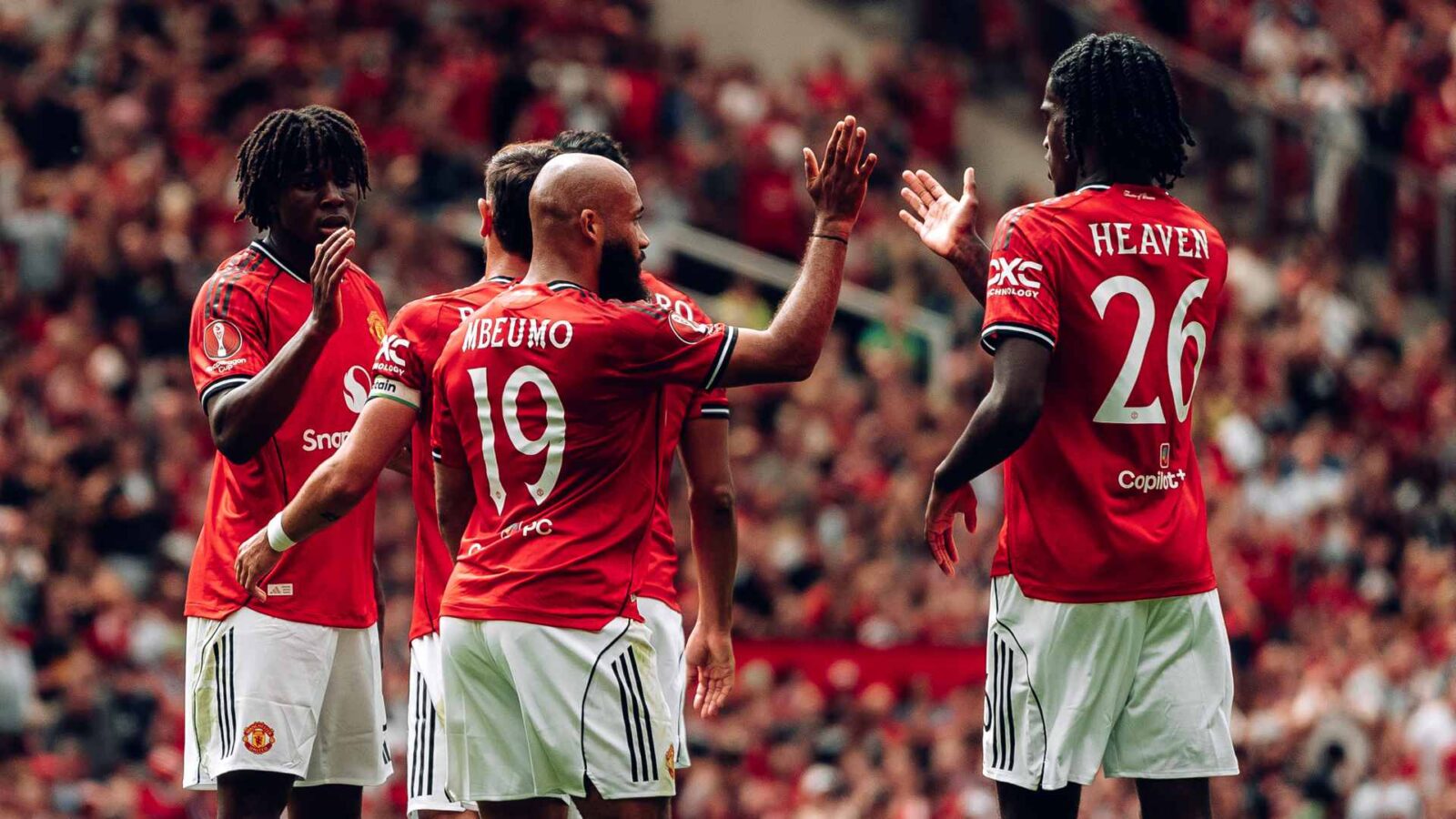 United Triumphs in a Nail-Biting Penalty Shootout Against Fiorentina
