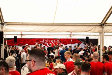 Old Trafford's Pop-Up Pub: A Cheers-Worthy Success!