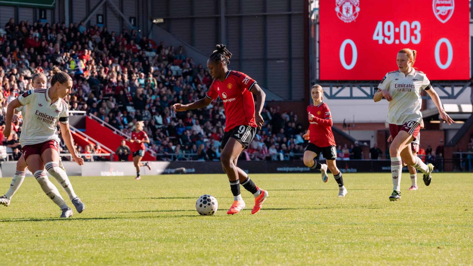 Stalemate on the Pitch: United Women and Arsenal Battle to a Draw