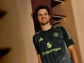 United Secures Goalkeeper Senne Lammens in Latest Transfer Move