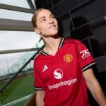 Manchester United Women Secure Signing of Jess Park
