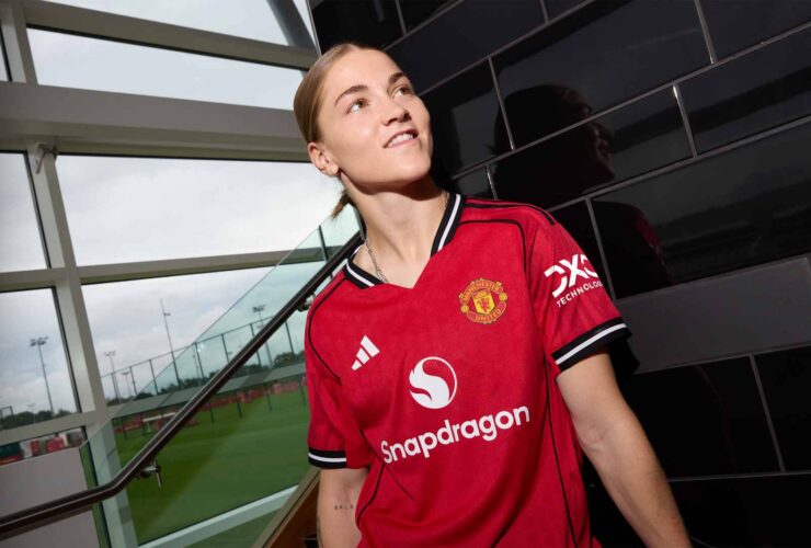 Manchester United Women Secure Signing of Jess Park