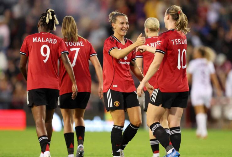 United Women Dominate Brann: A Convincing 3-0 Victory