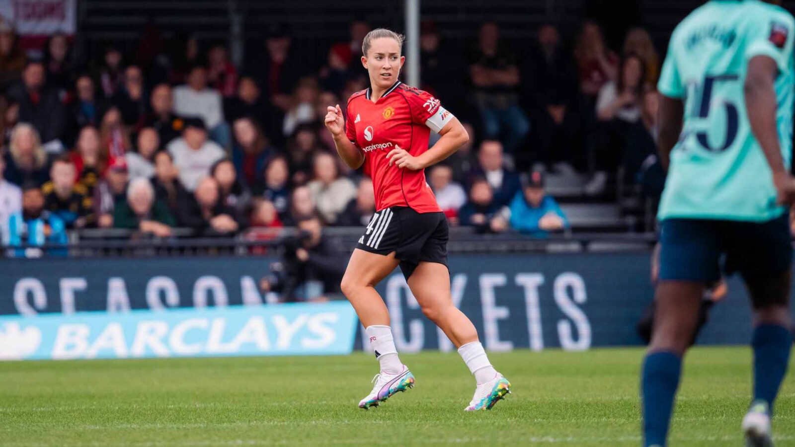 Le Tissier Celebrates Century of Appearances with United