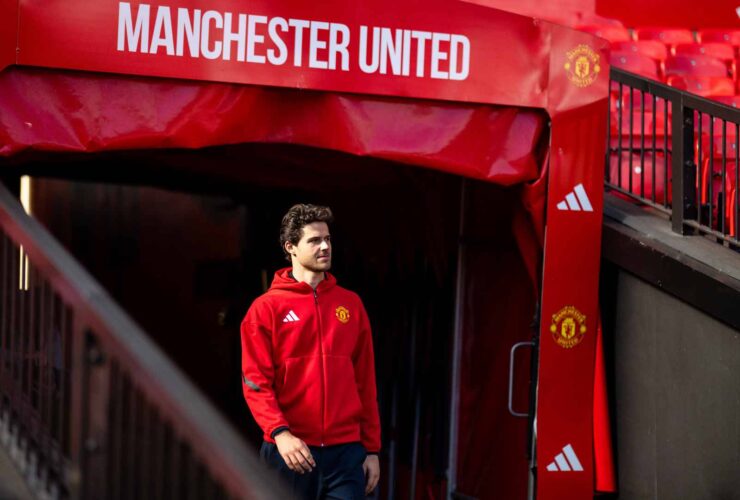 United Fans Eagerly Embrace Senne Lammens' Debut Interview