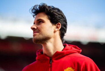 Unlocking Potential: The Loan Movement of 32 Reds to Royal Antwerp