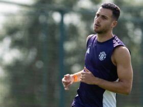 Dalot Set for Key Role as Manchester United Faces Brentford Challenge