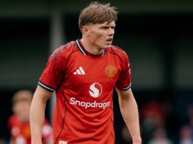 Ennis Signs on Loan with Fleetwood Town