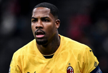 Latest transfer news: Chelsea revive interest in AC Milan star as Liverpool eye Wharton