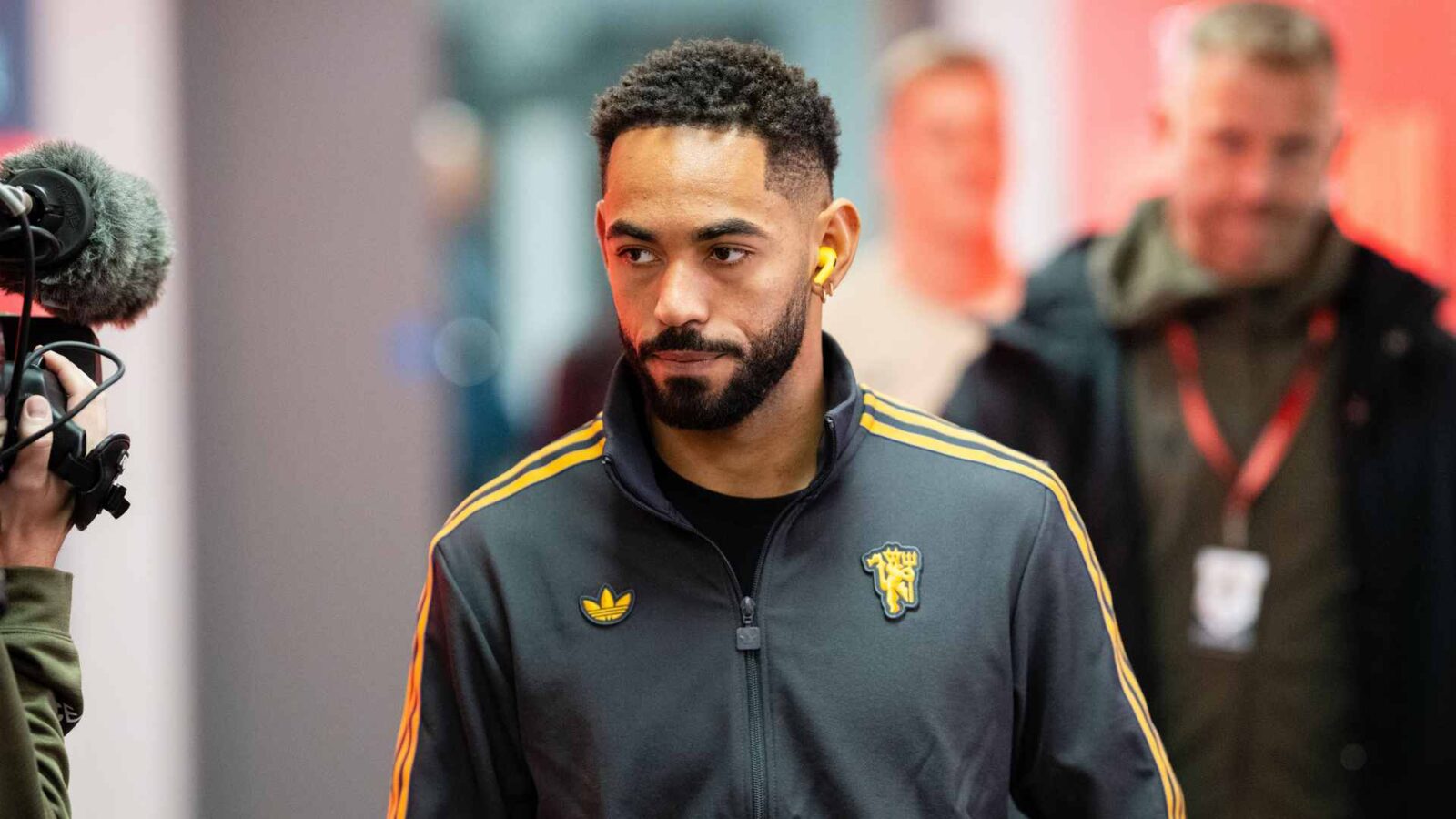 United's Lineup Revealed for Liverpool Showdown