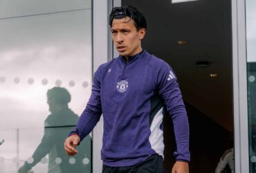 Lisandro Martinez Back on the Field: Training Resumes