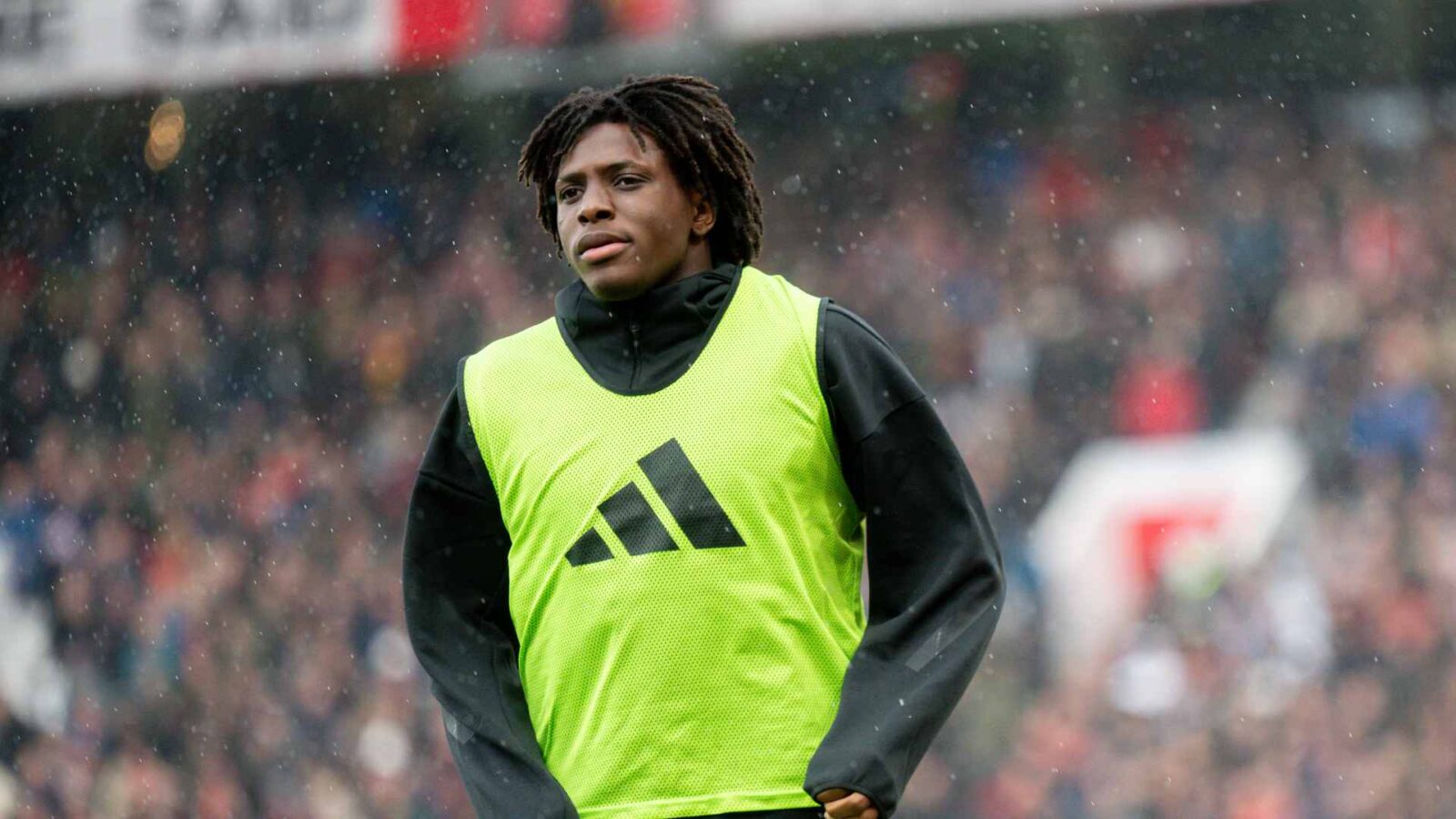 Global Highlights: Reds Take Center Stage