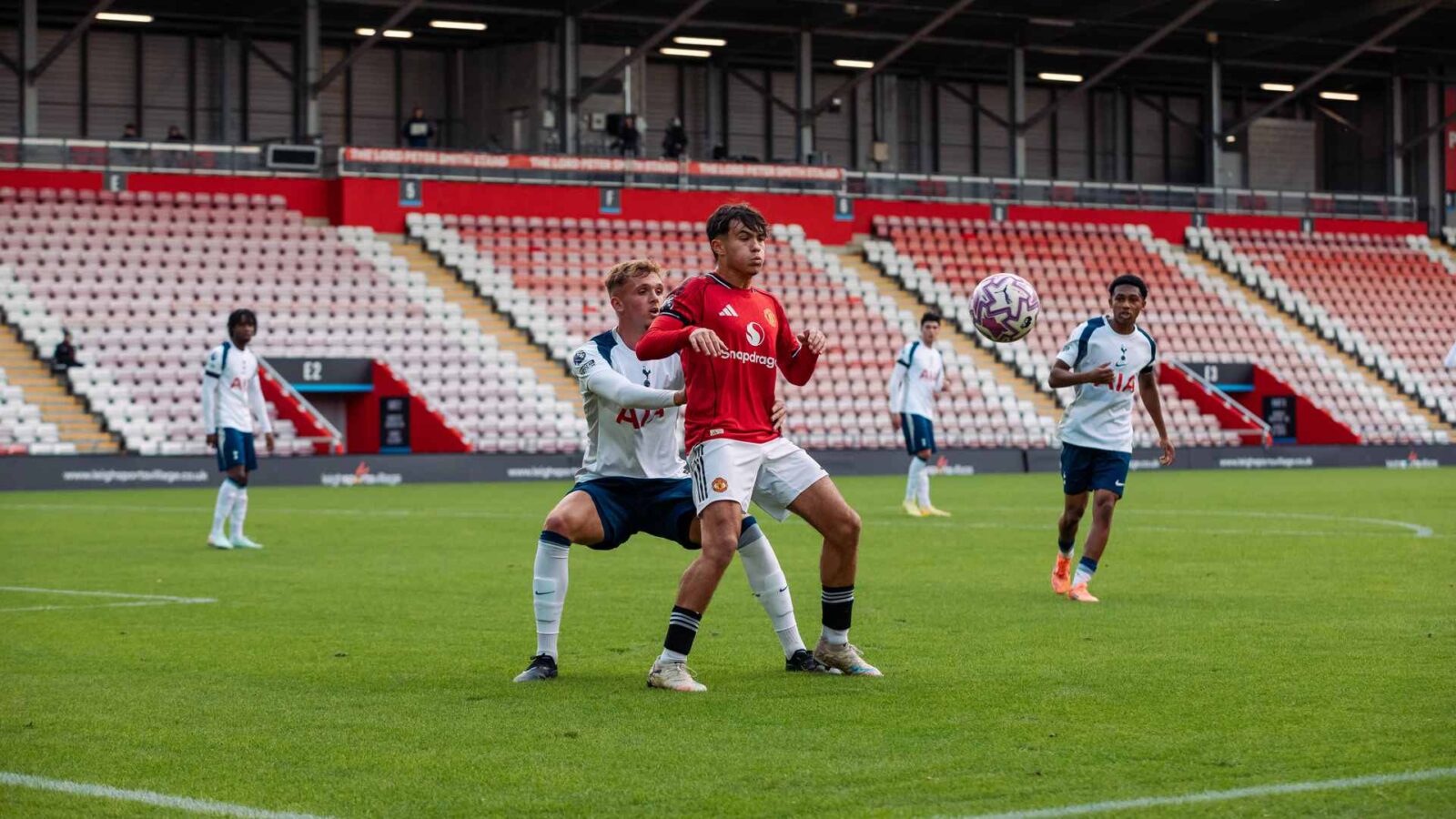 Young Lions Roar: United Dominates Tottenham 4-1