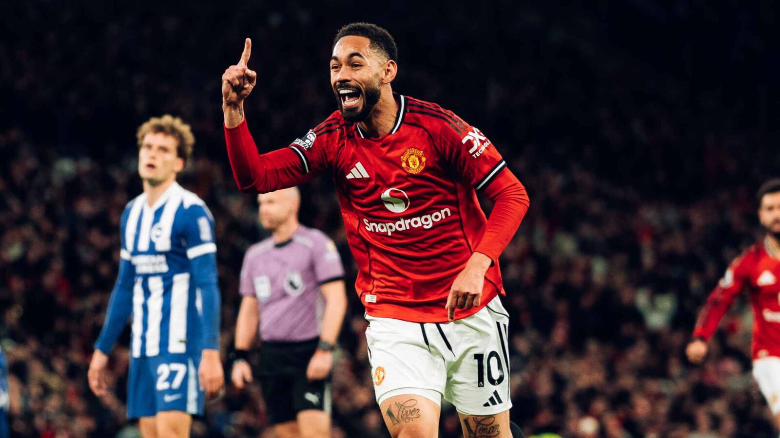 United Triumphs: A Thrilling 4-2 Battle Against Brighton