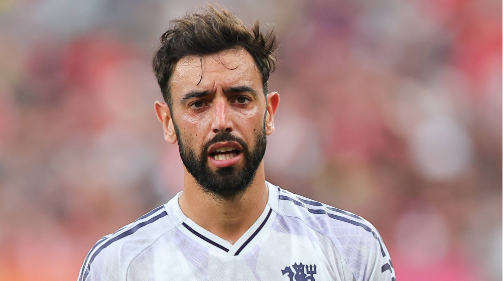 Latest transfer news: Man Utd face Bruno Fernandes fight as Arsenal star eyed by Bayern