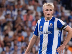 Latest transfer news: Man Utd shortlist Victor Froholdt as Barcelona eye Fisnik Asllani