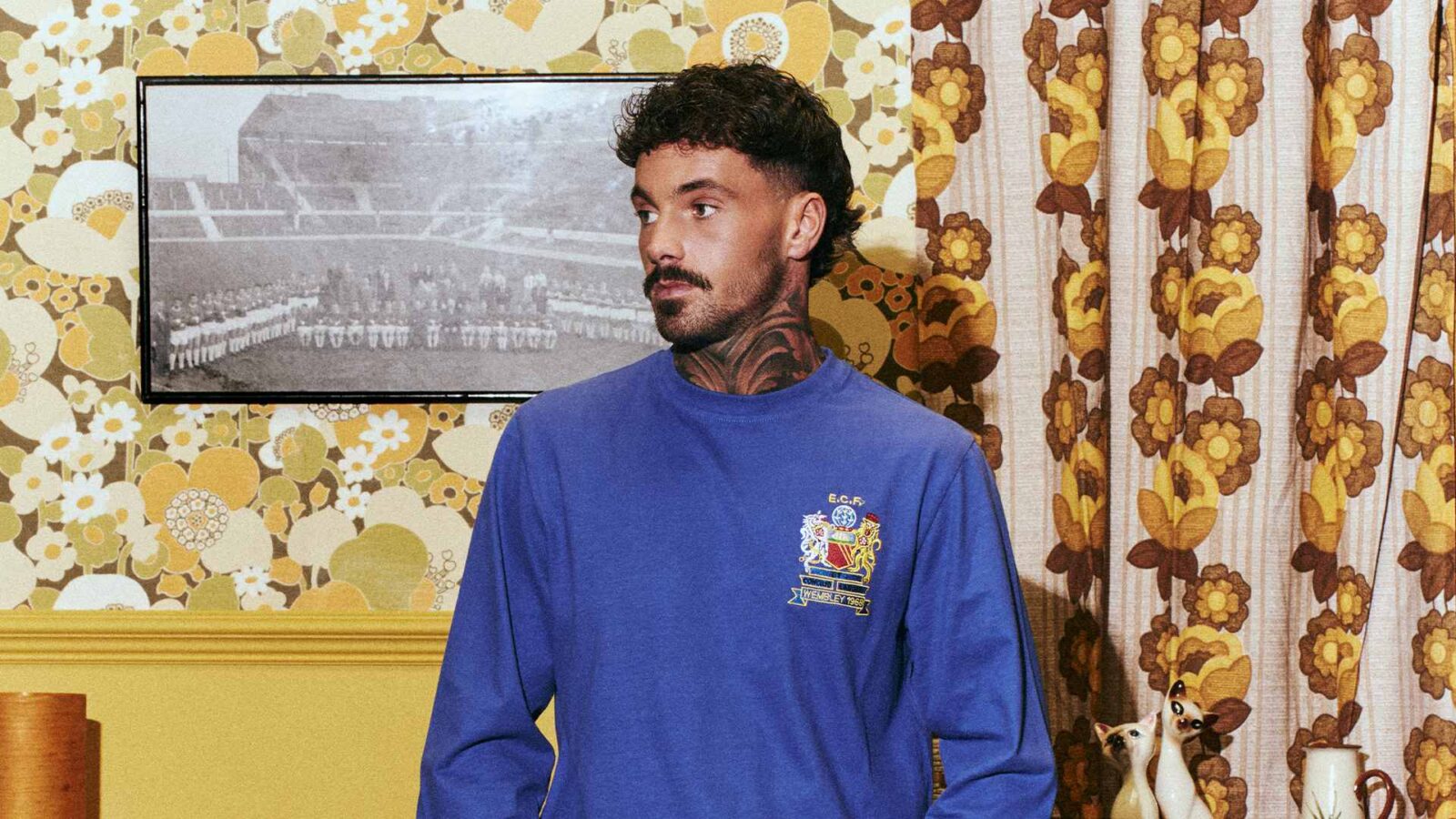 Sure! Here are alternate titles for Classic United shirts from five different decades:

1960s: "Swinging Style: The Era of Elegance"
1970s: "Bold Statements: The Revolution in Red"
1980s: "Retro Revival: The Bold and the Brave"
1990s: "Techno Threads: The Rise of Modern Football"
2000s: "Millennial Marvels: A New Age of Glory"