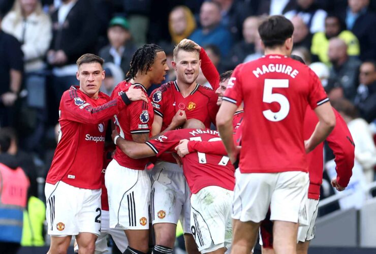 Thrilling Stalemate: Spurs and United Battle to Draw