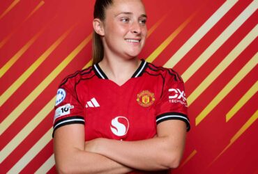 Toone Lauds Duo Midfielders for Stellar Performance