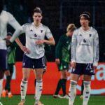 Wolfsburg Triumphs Over United Women in High-Scoring Clash