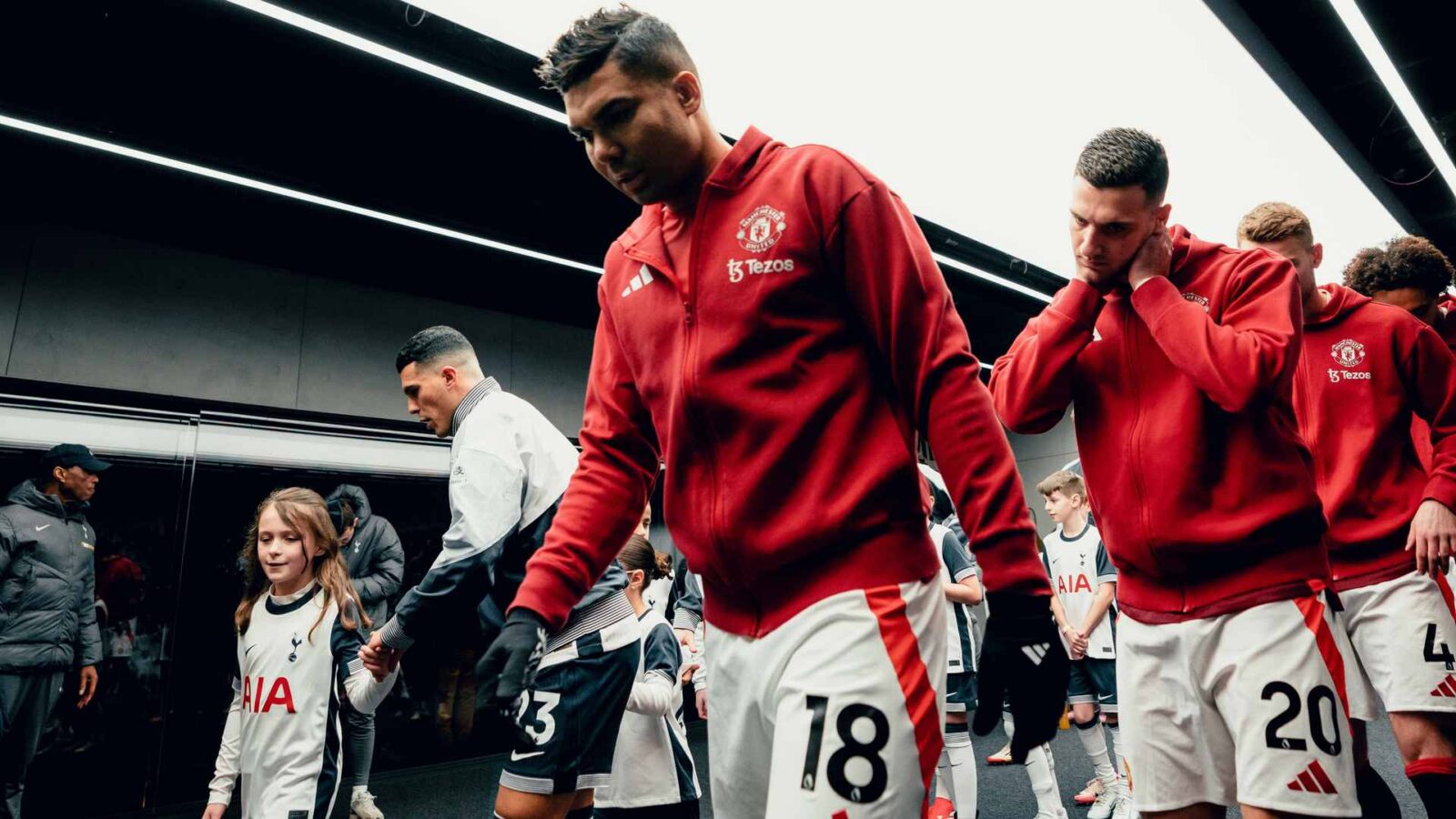 United's Kit Choice for the Tottenham Clash: What to Expect?