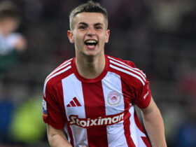 Olympiacos starlet Mouzakitis wins 'Golden Boy Web' award after Yildiz