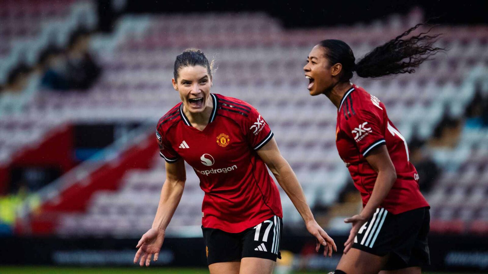 United Women Edge Out West Ham in Thrilling 2-1 Victory