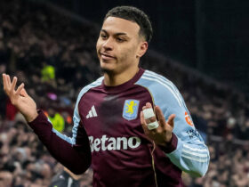 Aston Villa hit 10 games after Man Utd win - Longest winning streaks in English football history