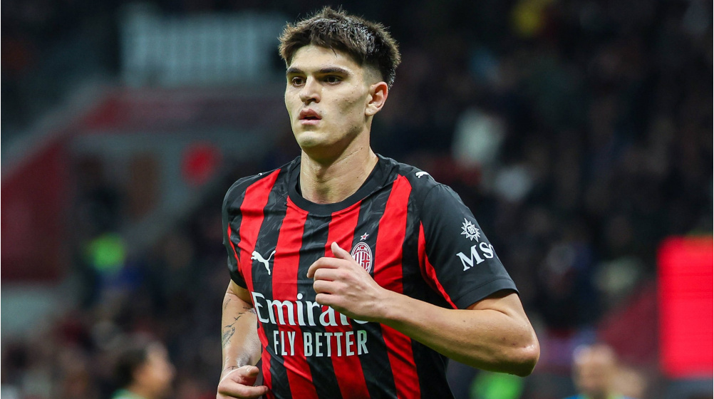 Transfer news LIVE: Arsenal consider Bartesaghi move as Chelsea monitor Man City outcast