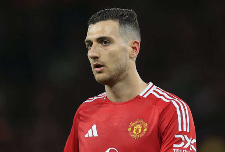 Transfer news LIVE: Man Utd star target for Real Madrid as Upamecano spurns offer