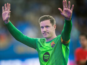 Transfer news LIVE: Man United want Ruben Neves as Tottenham eye Ter Stegen deal