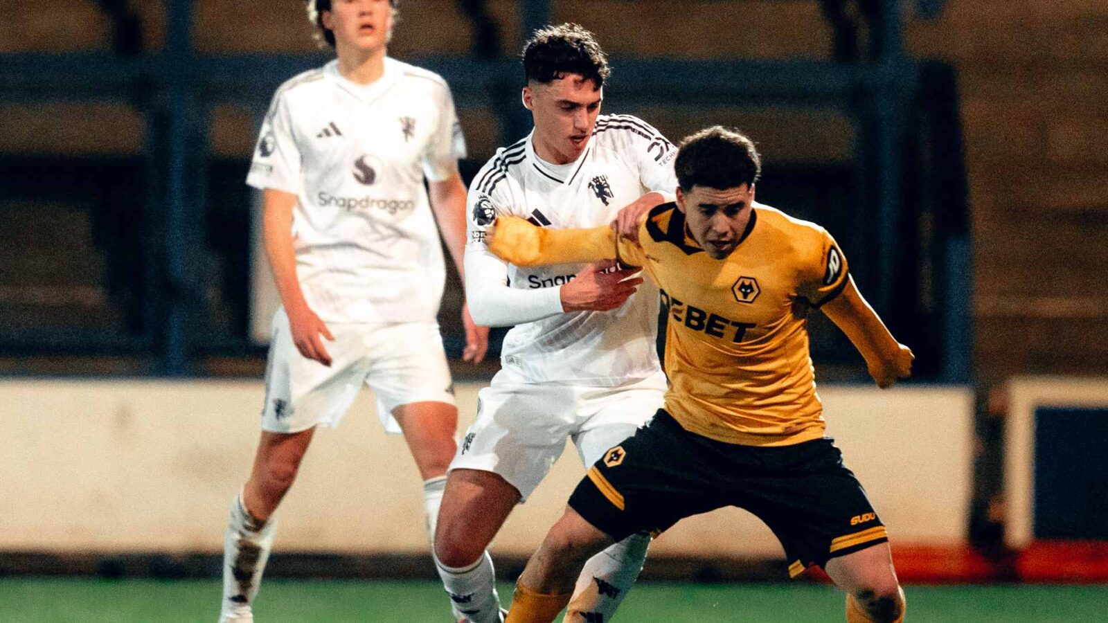 United Dominates U21 Clash with Wolves