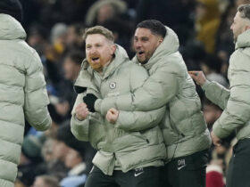 McFarlane ices baptism of fire as Chelsea show fight in Man City draw